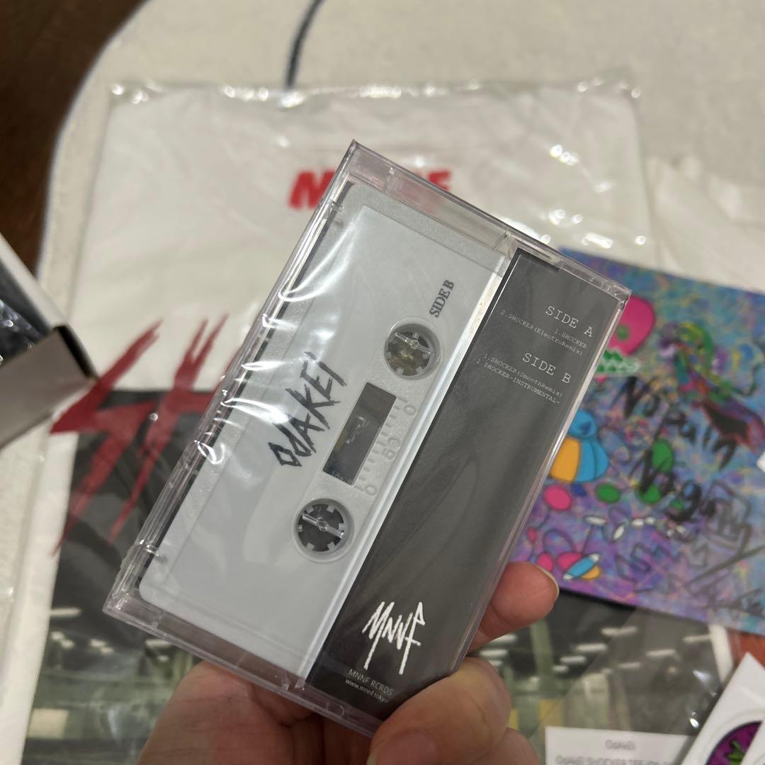OdAkEi MNNF Tシャツ　カセットテープセット