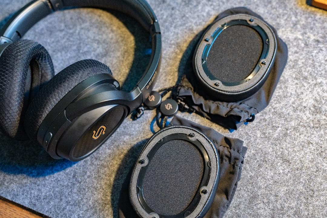 ワイヤレスヘッドホンEDIFIER STAX SPIRIT S3【付属品完備】