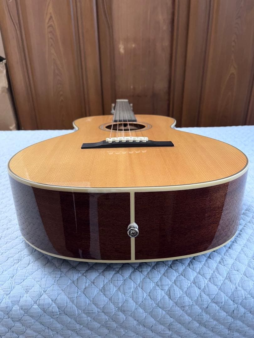 ギルド　パーラーギター　guild P-240 MEMOIR NAT 新品同様