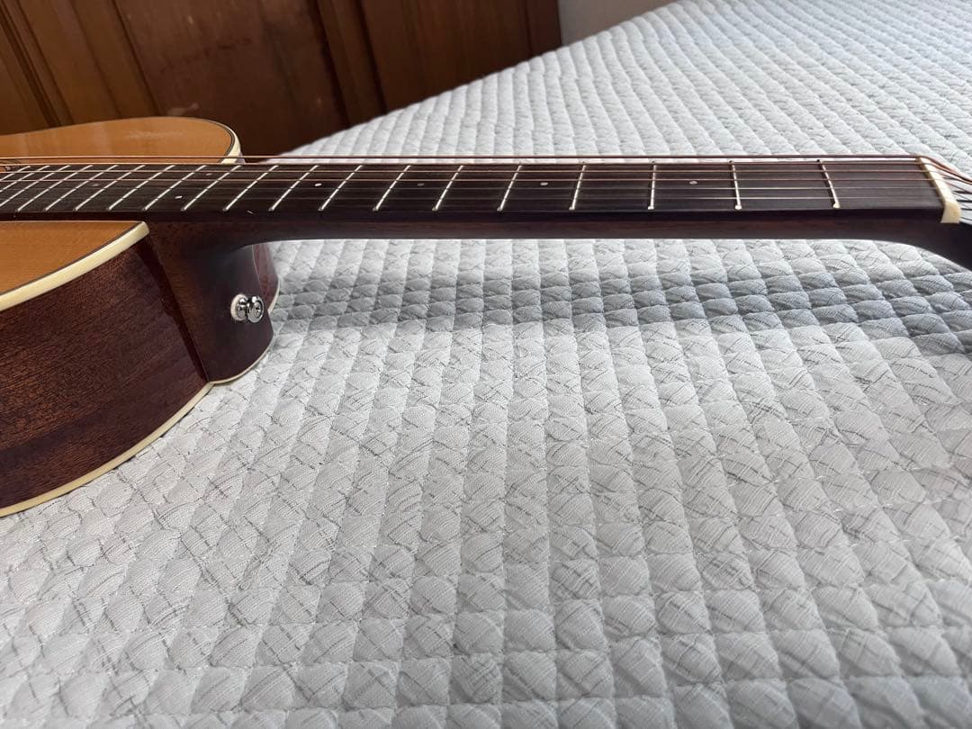 ギルド　パーラーギター　guild P-240 MEMOIR NAT 新品同様