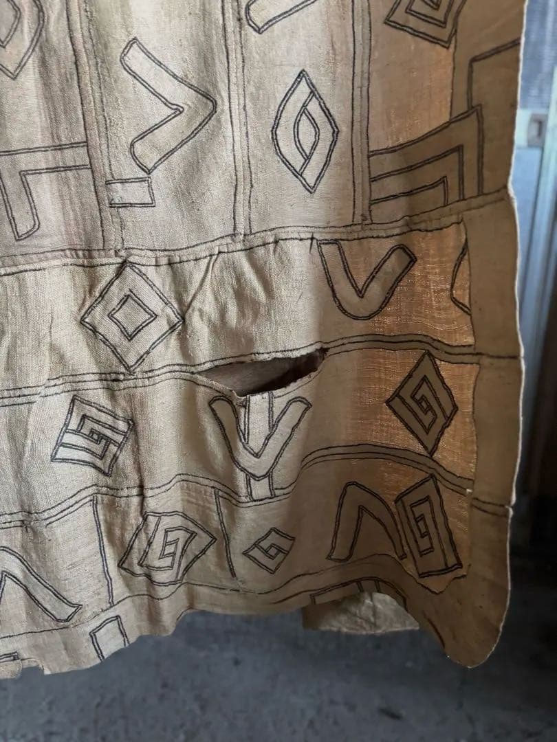 544アフリカヴィンテージ クバ王国 プショング族 ラフィア布 ンチャク 希少