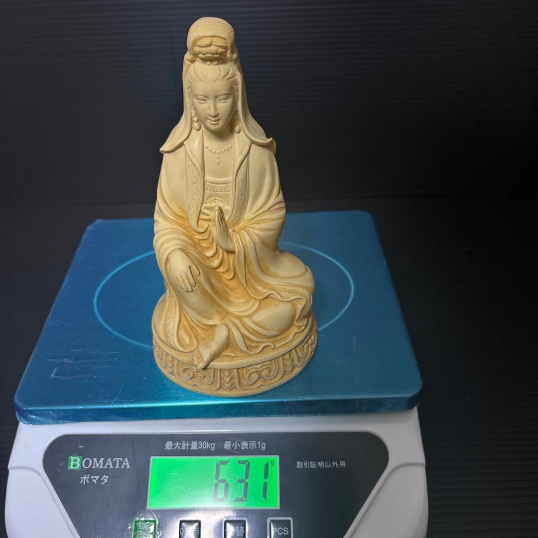 陶器製坐像 アイボリー