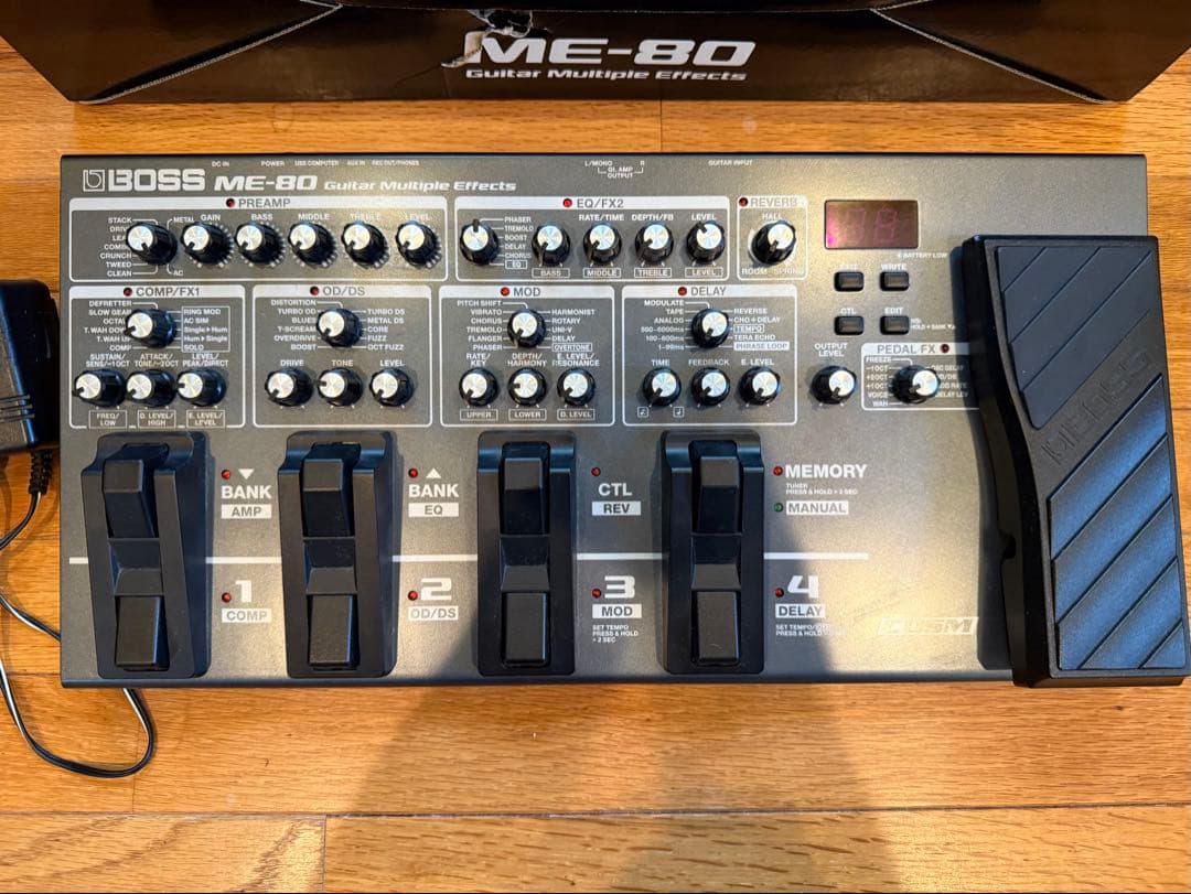 BOSS ME-80 ギター マルチエフェクター