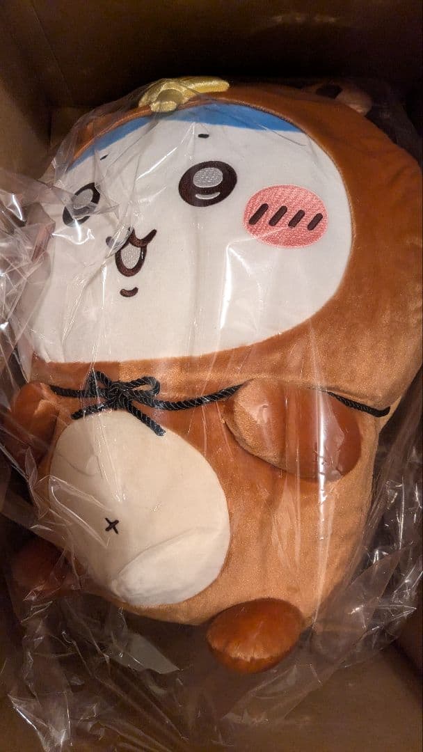 A賞ハチワレ　ちいかわ　たぬきだもんくじ