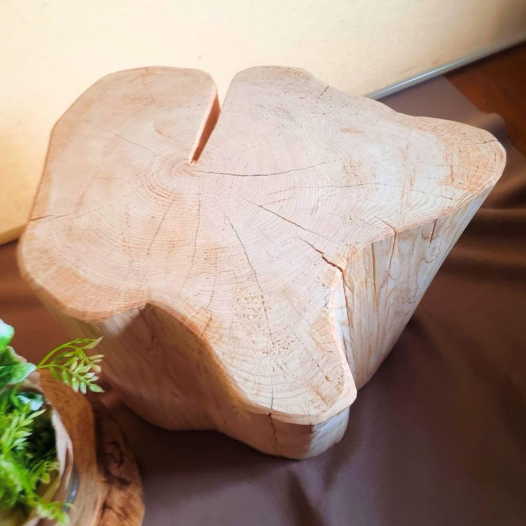 超特大サイズ 天然アロマ ひのきの切株テーブル 根元末広がり