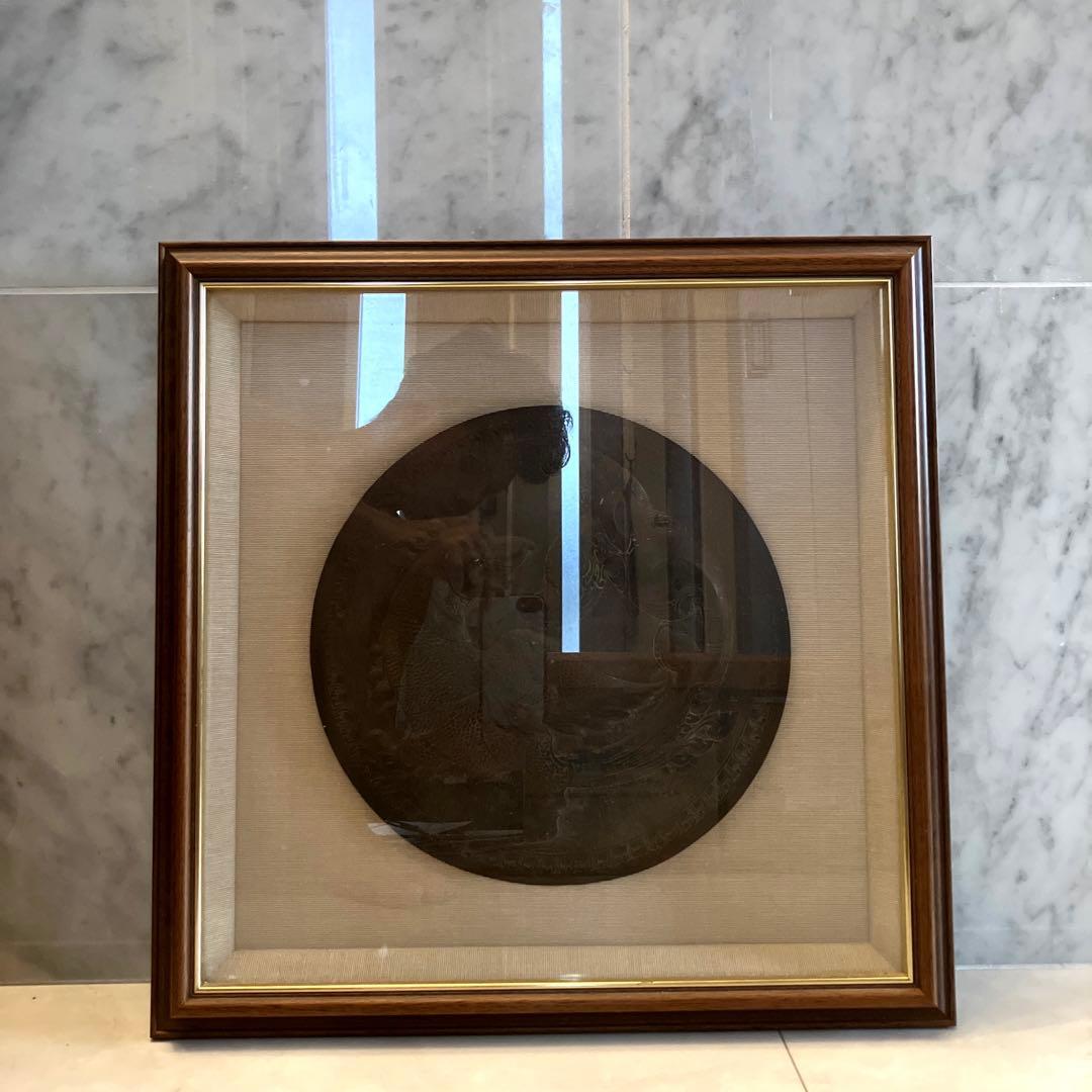 中近東アンティーク　オリエント古美術　躍動感がありゴージャスな鳥の銅板