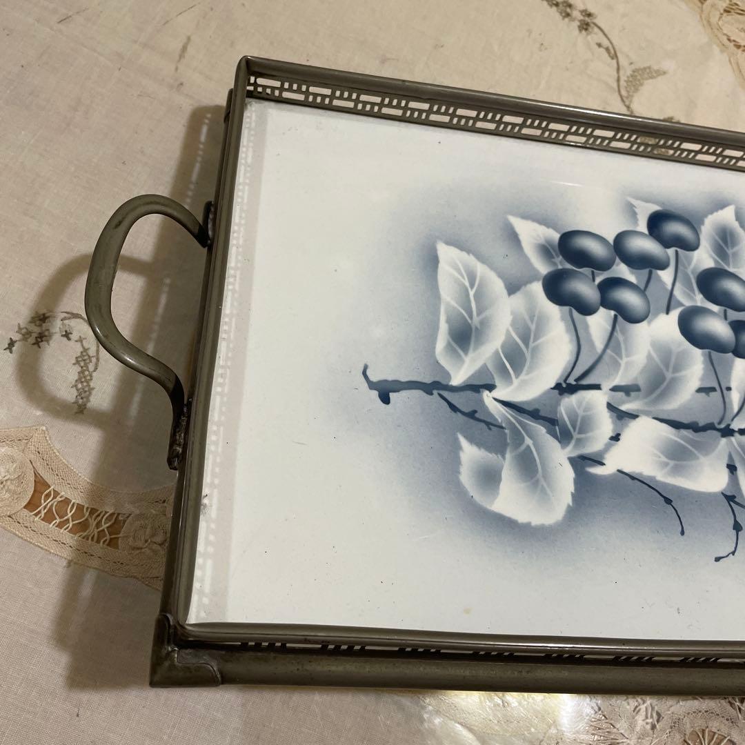 580トレーイギリス陶器のトレーさくらんぼ柄