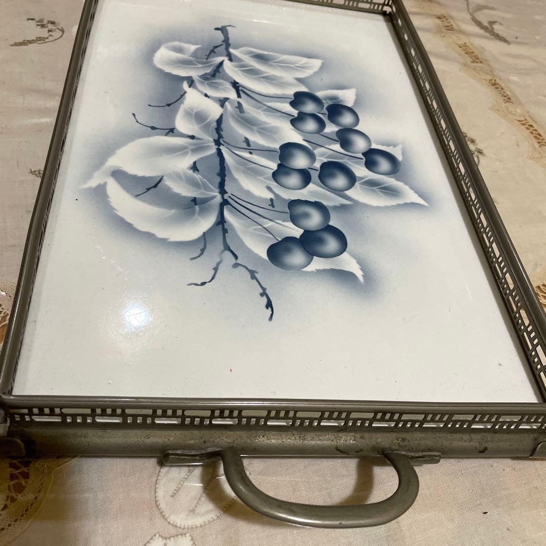 580トレーイギリス陶器のトレーさくらんぼ柄