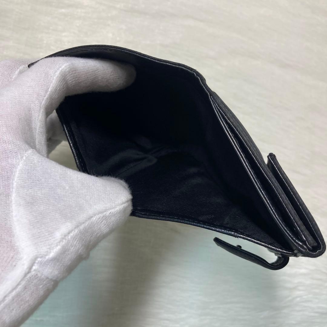 早い者勝ち　PRADA プラダ　二つ折り　レザー　ナイロン　財布　折り財布　黒