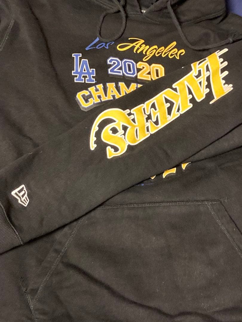 ボーンアンドレイズ×レイカーズ×ドジャース×ニューエラ フーディ ブラック Ｌ