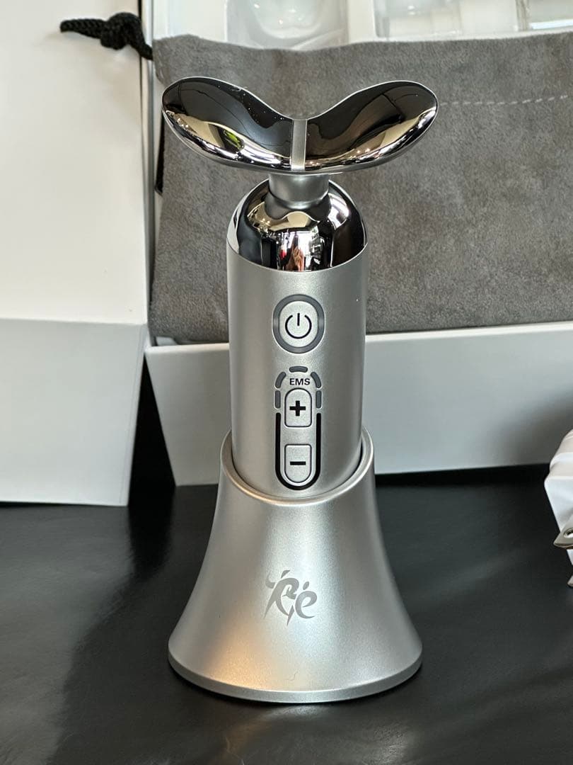 Styly Faceスタイリーフェイス