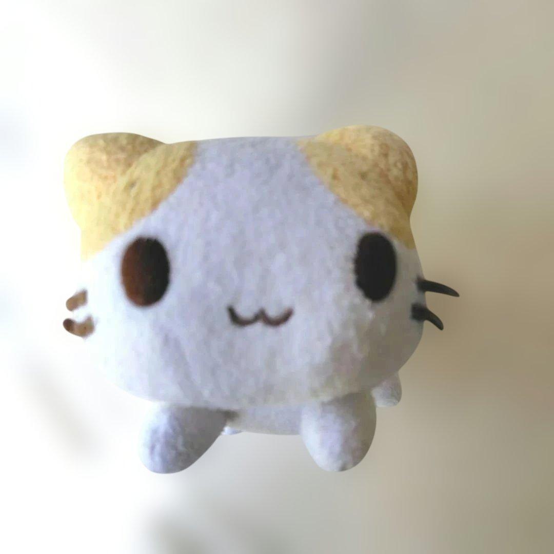 サンリオ マシュマロみたいなふわふわにゃんこ ぬいぐるみ