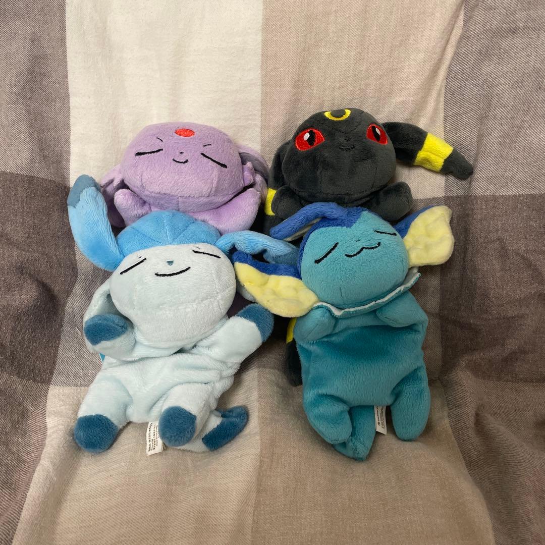 ポケモンセンター限定　ポケモン　くったりぬいぐるみ　ブイズ　ブラッキー　エーフィ