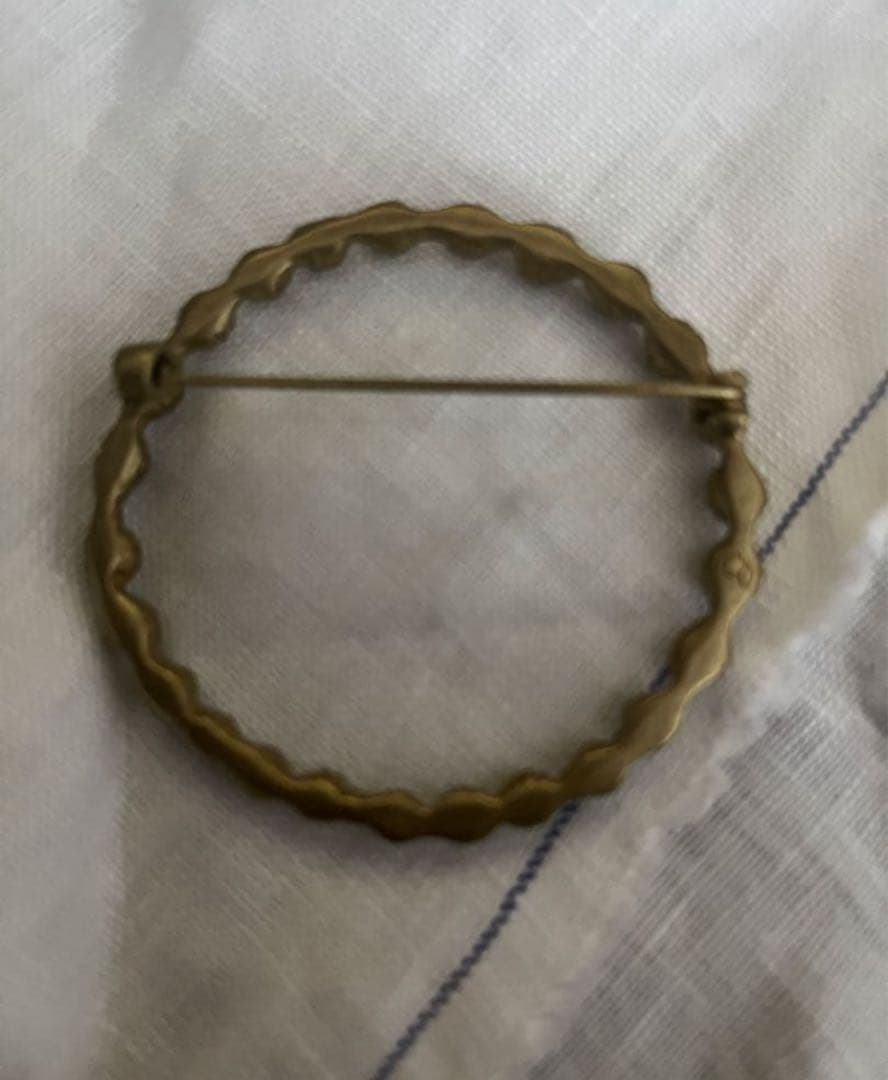 ミナペルホネン　タンバリン　ブローチ