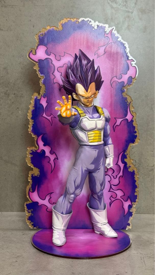 ドラゴンボール ベジータフィギュア紫台座付き