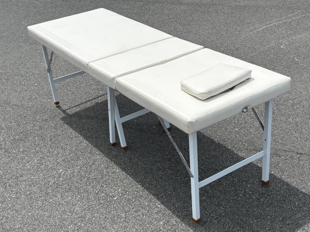 エステベッド/マッサージベッド/リクライニング 有孔/折りたたみ/サロン