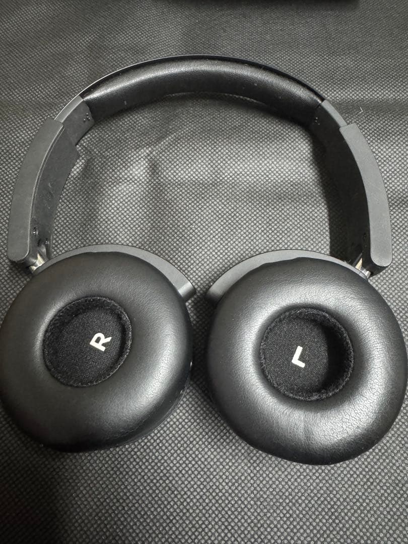 AKG Y50BT Bluetoothヘッドホン密閉型ブラック