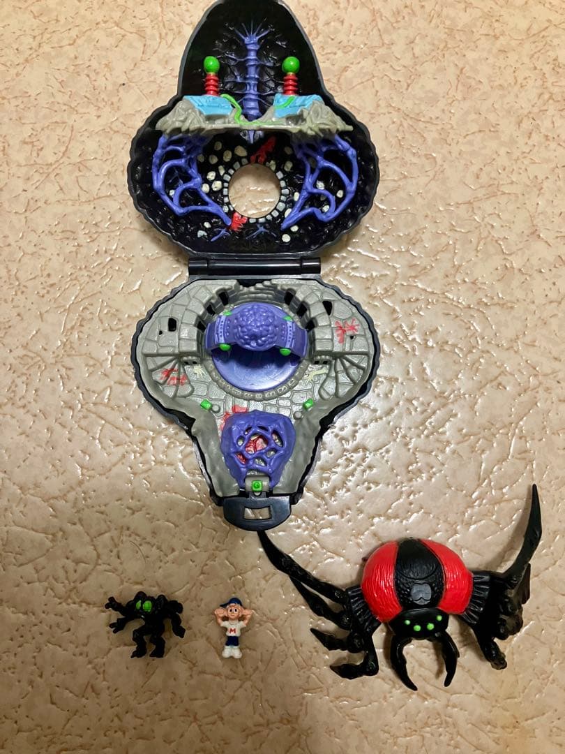 マイティマックス　ドゥームゾーン　毒蜘蛛アラクノイド　MightyMax