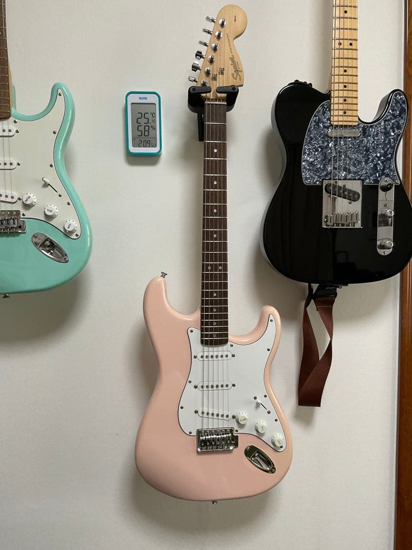 最終値下げ　Squire スクワイア　ストラト　ビンテージピンク　Fender