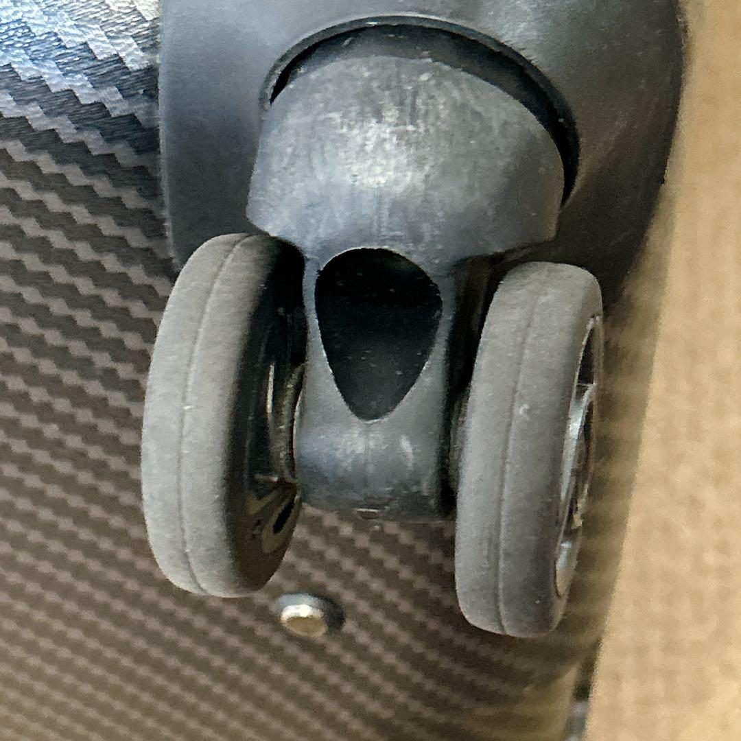 Samsoniteサムソナイト カーボン風 スーツケース キャリーケース 大容量