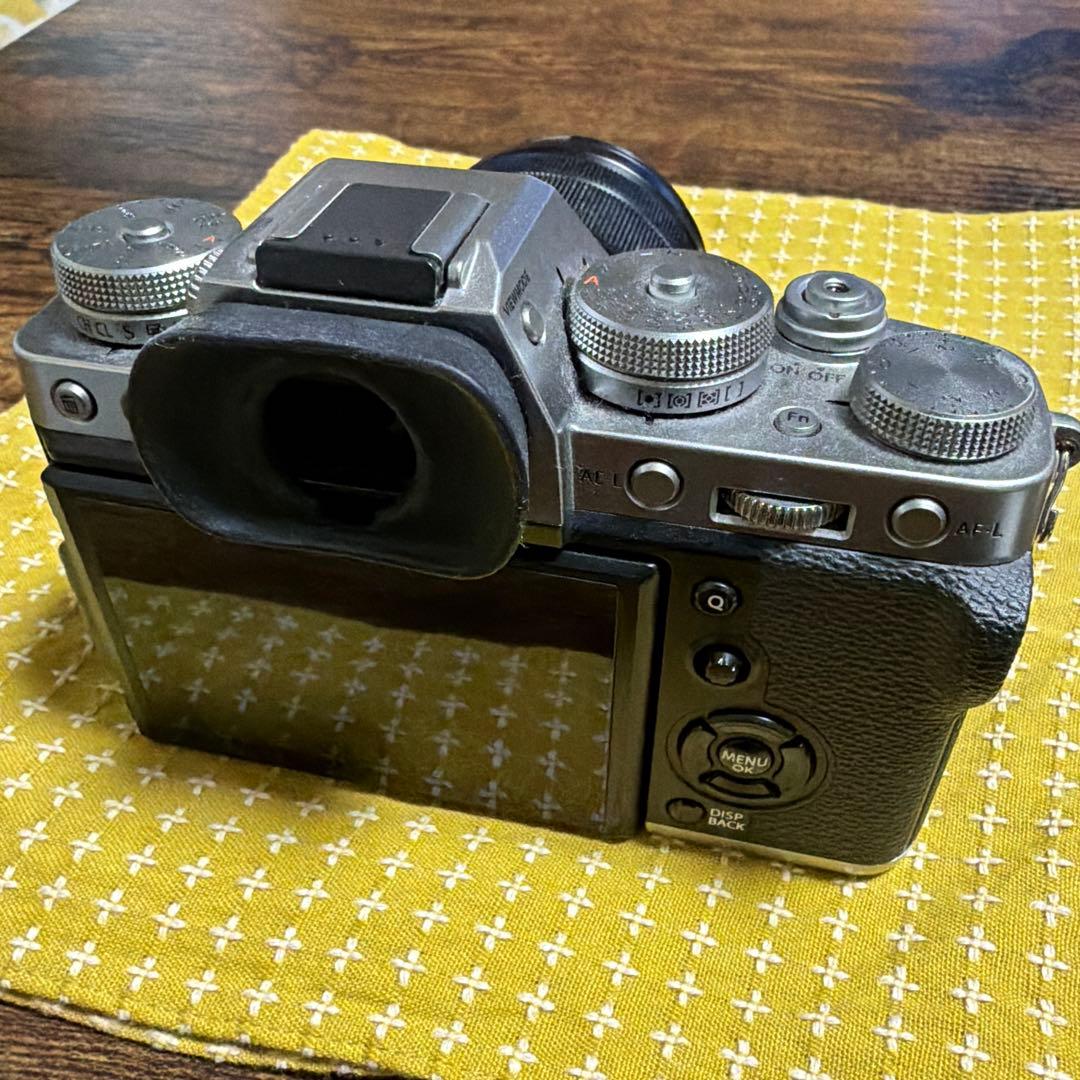 【良品】FUJIFILM X-T3（シルバー）レンズ付き