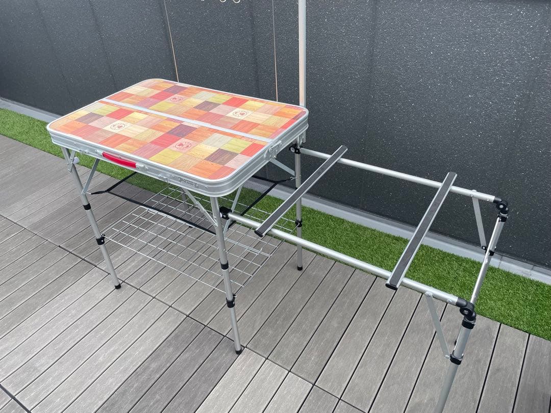⭐️Coleman アウトドアテーブル 折りたたみ式　2バーナー対応