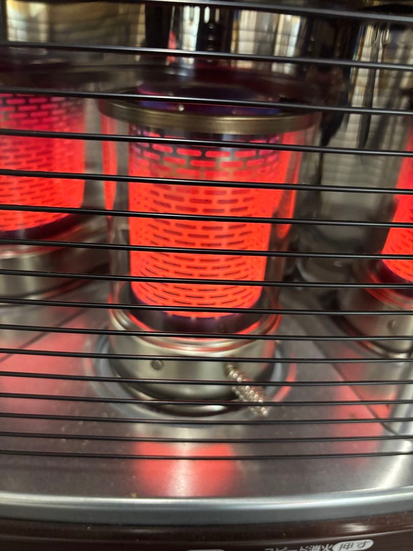 タ*ン様 2024年製　CORONA ストーブ 赤外線ヒーター