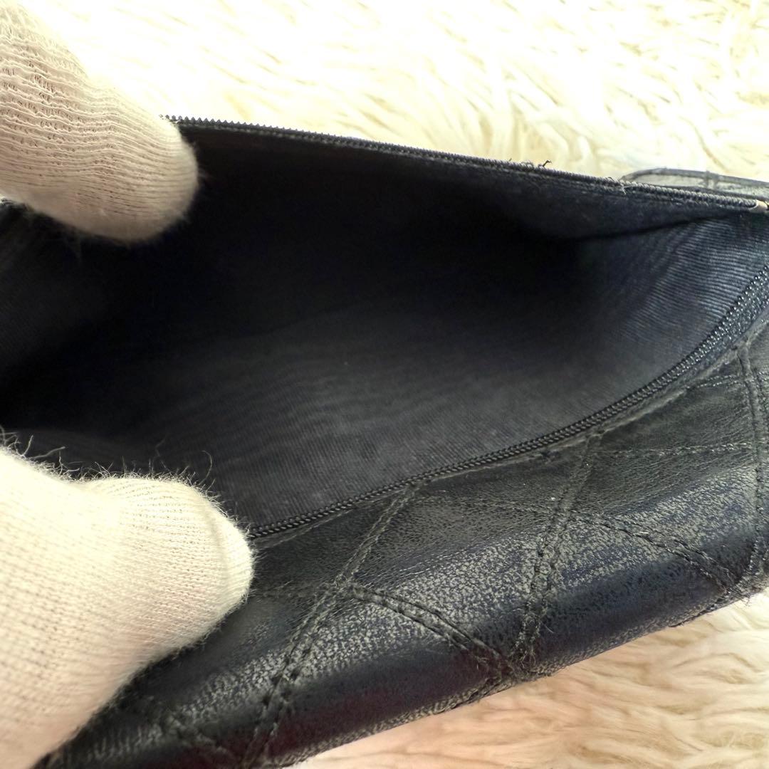 シャネル CHANEL ピコローレ 二つ折り長財布 キルティング 黒 レザー