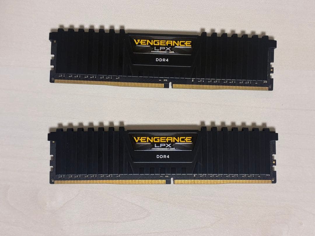 Corsair Vengeance LPX DDR4 2666 8GB×2