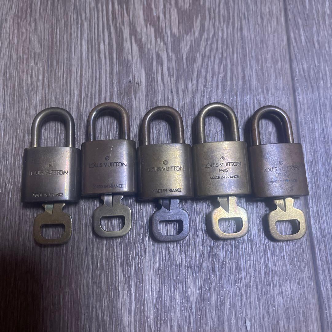 ルイヴィトン LOUIS VUITTON パドロック 南京錠 カデナ 5個