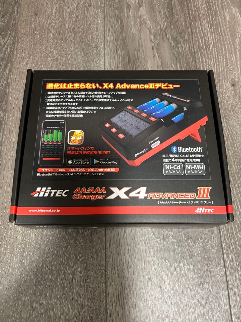 ミニ四駆　Hitec X4 ADVANCED III 充電器　＊(電池4本付き)