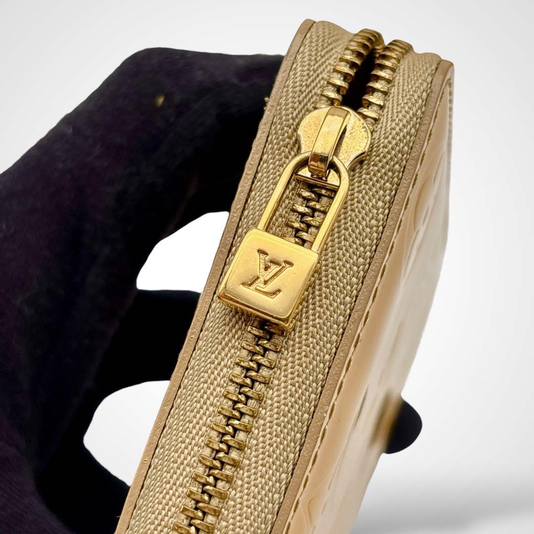 美品✨ルイヴィトン モノグラム ヴェルニ ブルーム ラウンドファスナー 折り財布