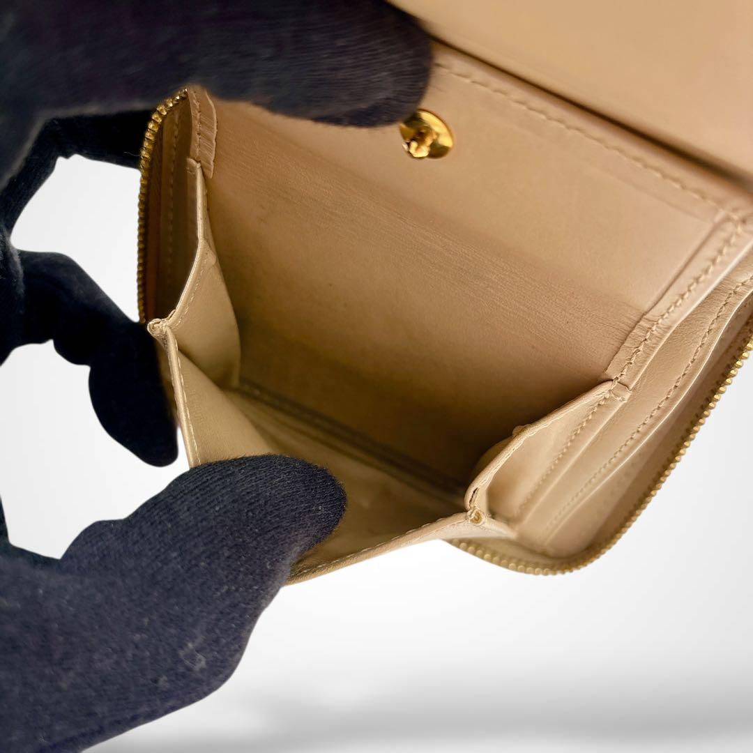 美品✨ルイヴィトン モノグラム ヴェルニ ブルーム ラウンドファスナー 折り財布