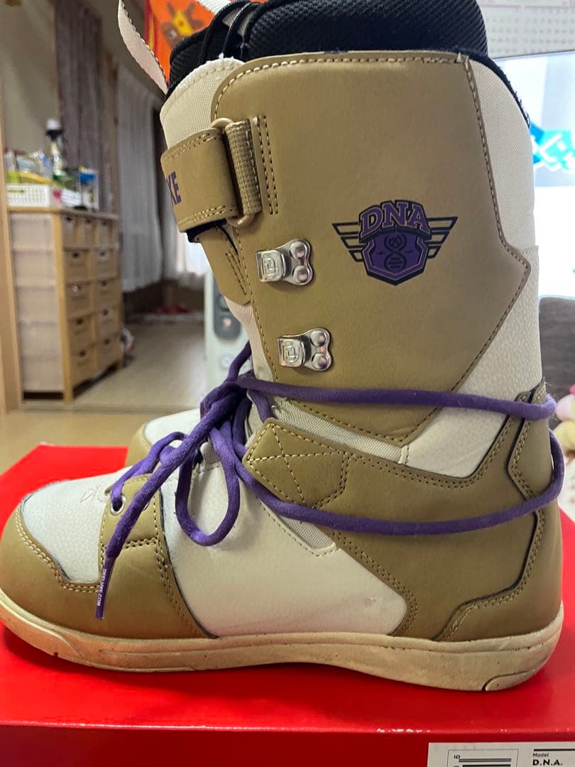 DEELUXE DNA 26.５センチ