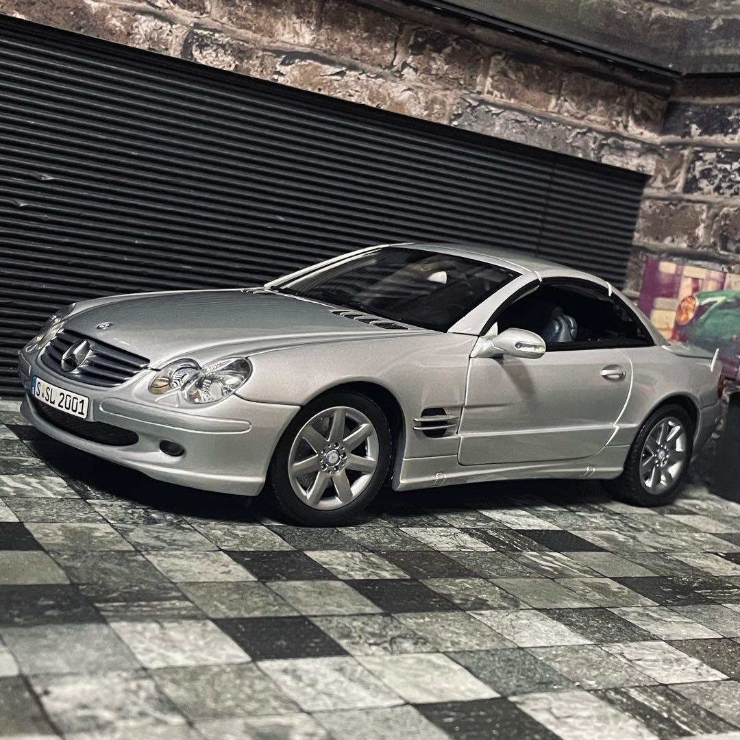ディーラー特注 1/18 PMA メルセデス・ベンツ SL500 (R230)