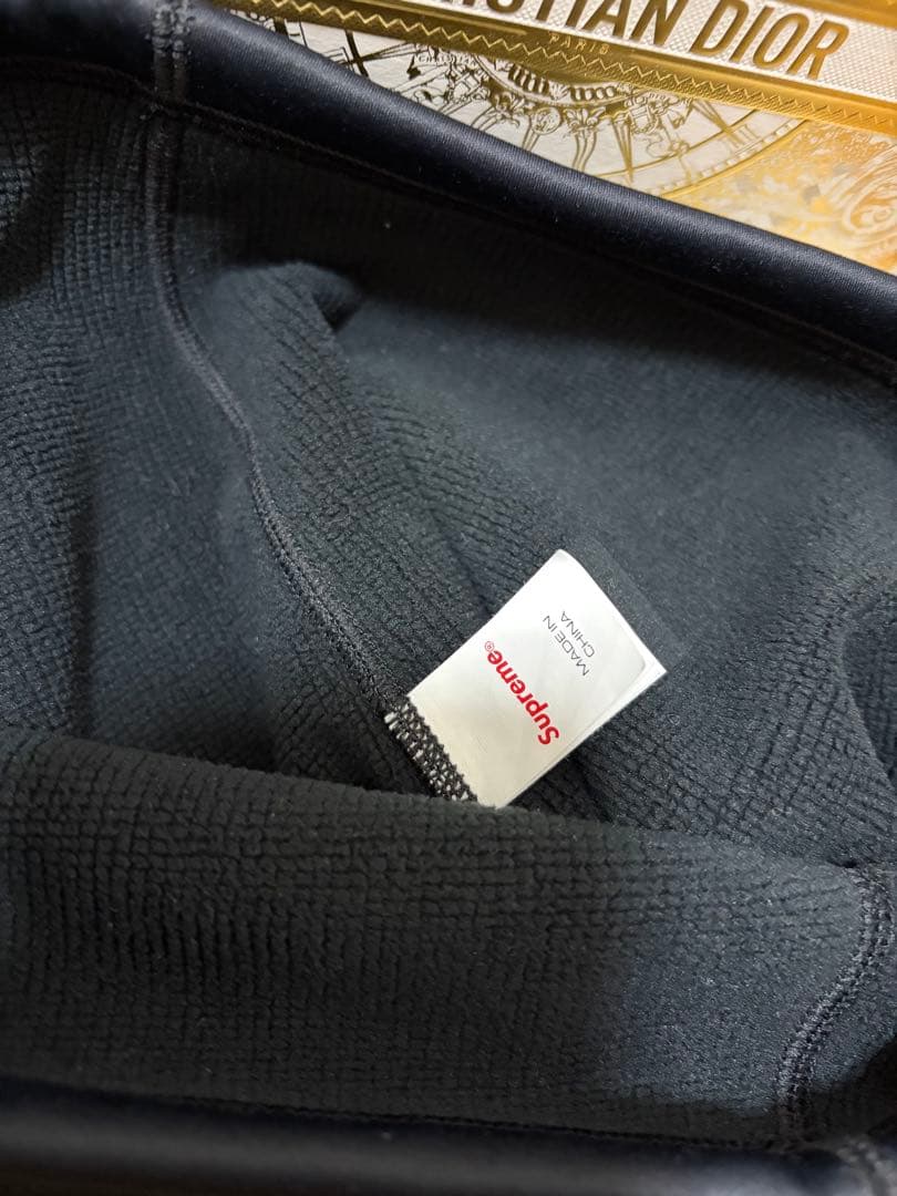 ＦＷ２３　ＳＵＰＲＥＭＥ　シュプリーム　ネックウォーマー　ブラック