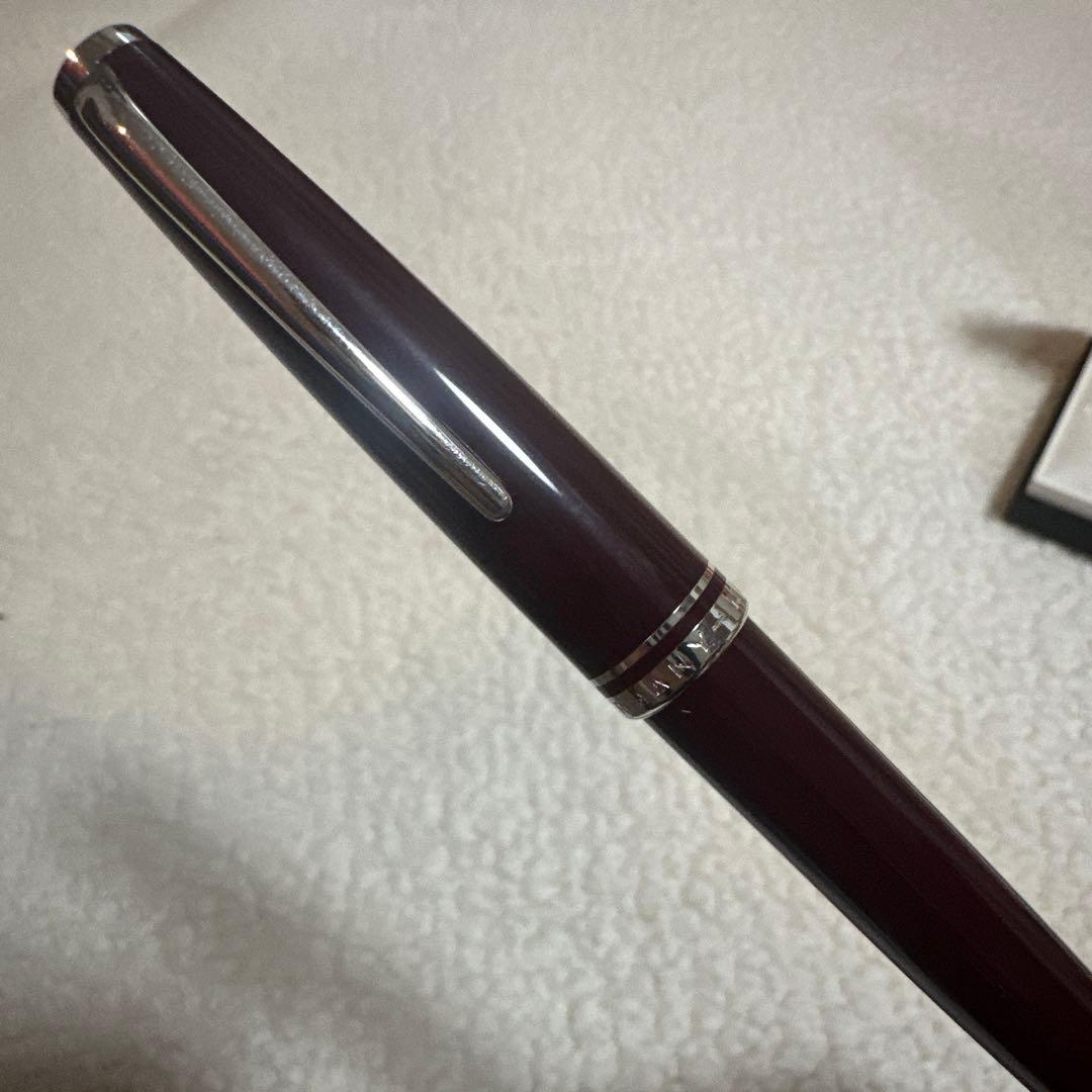 ねこにひき専用モンブランボールペン