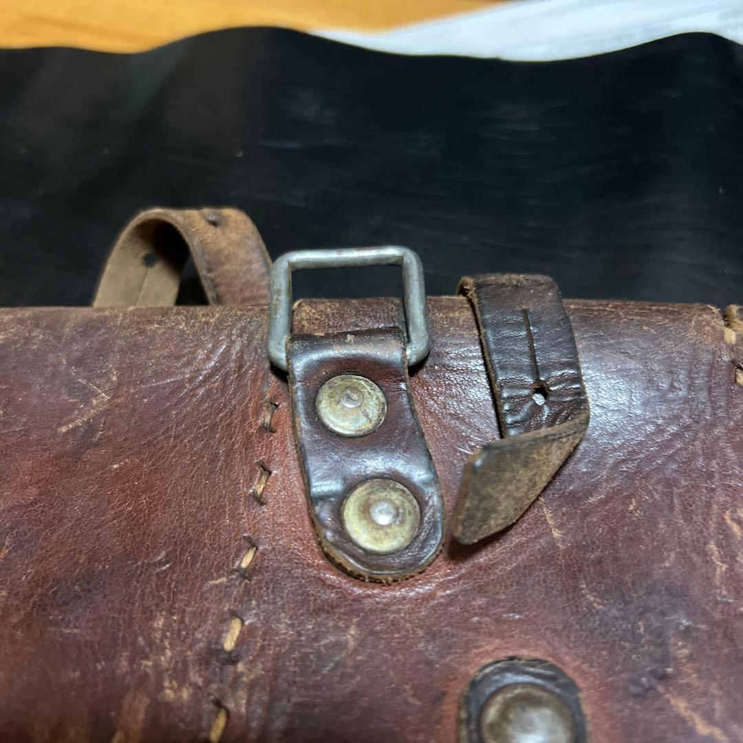 スウェーデン軍　5連　レザー　バンダリア　カオスポーチ