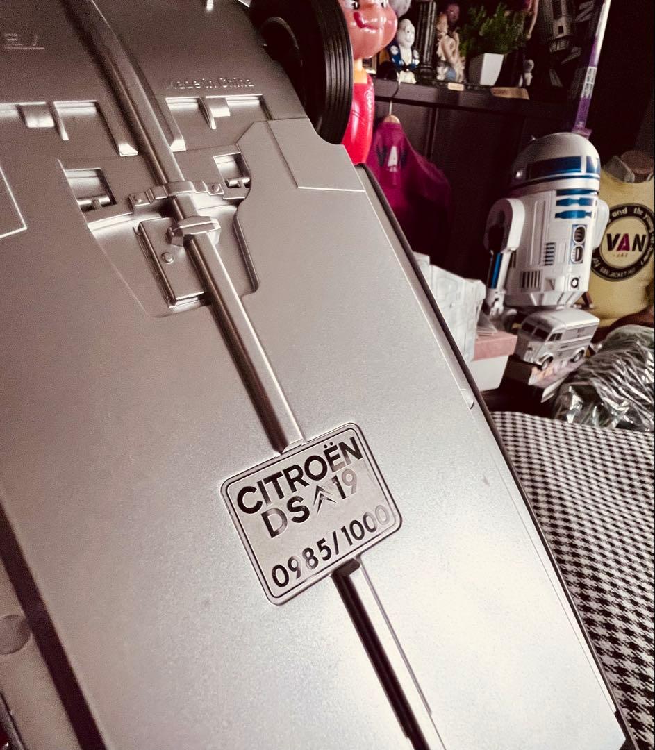 シトロエンDS19 ディスプレイモデル1/12サイズ、かなり大きいused