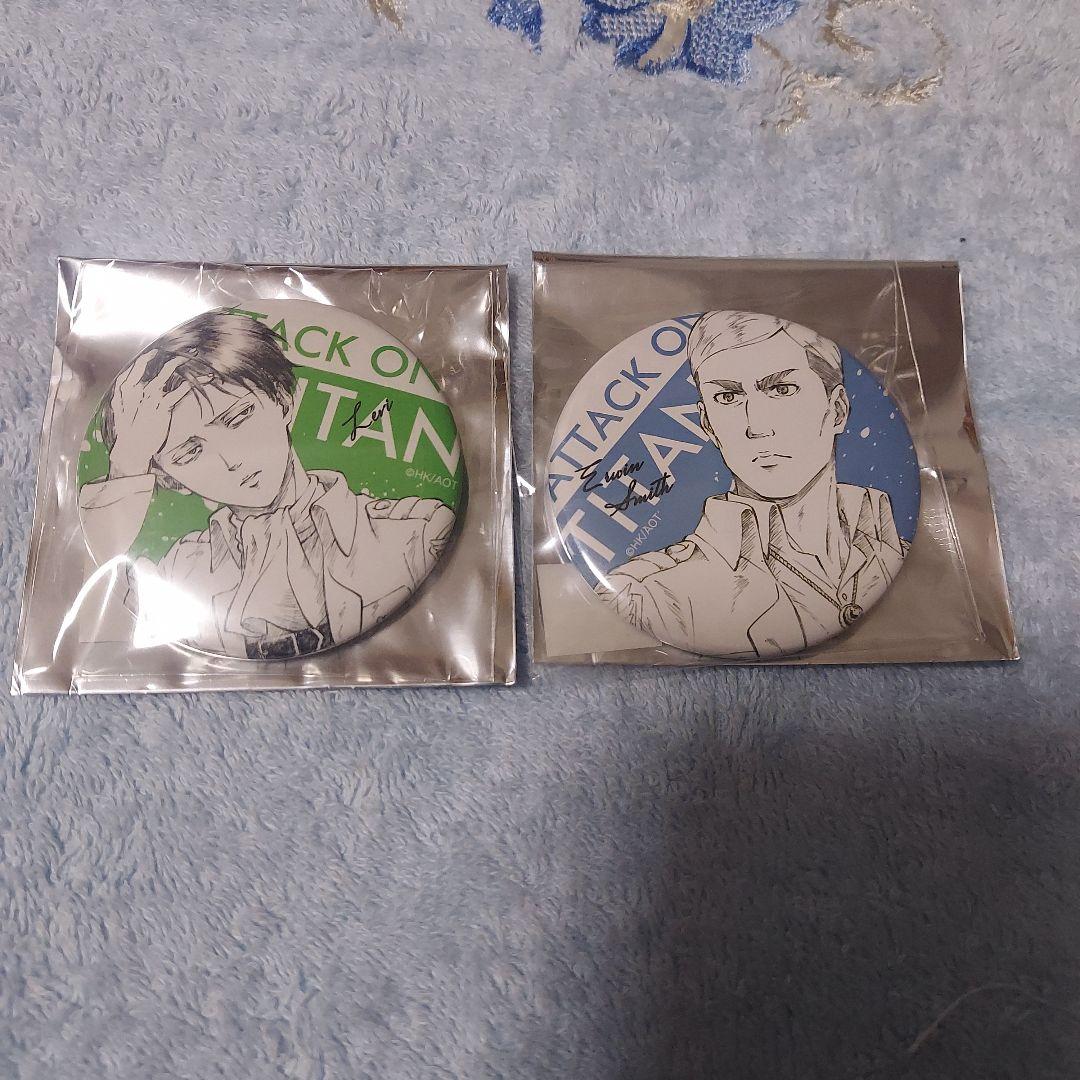 進撃の巨人 リヴァイ エルヴィン 缶バッジ　WIT
