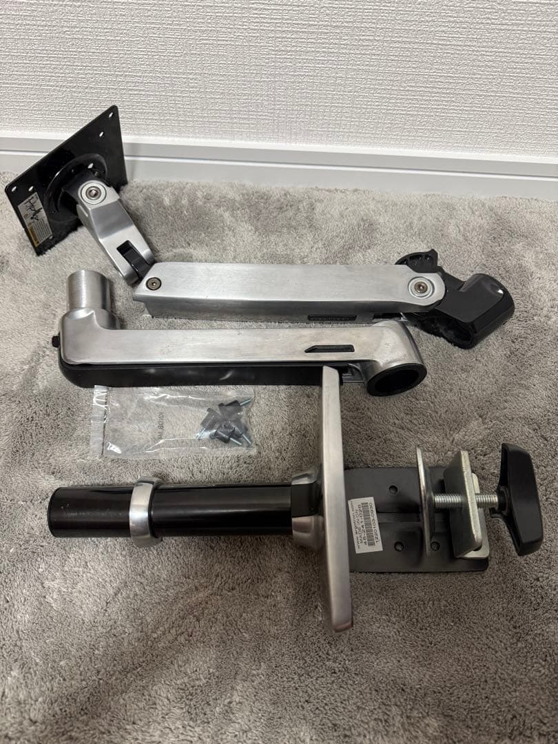 ERGOTRON エルゴトロン LX デスク モニターアーム　シルバー