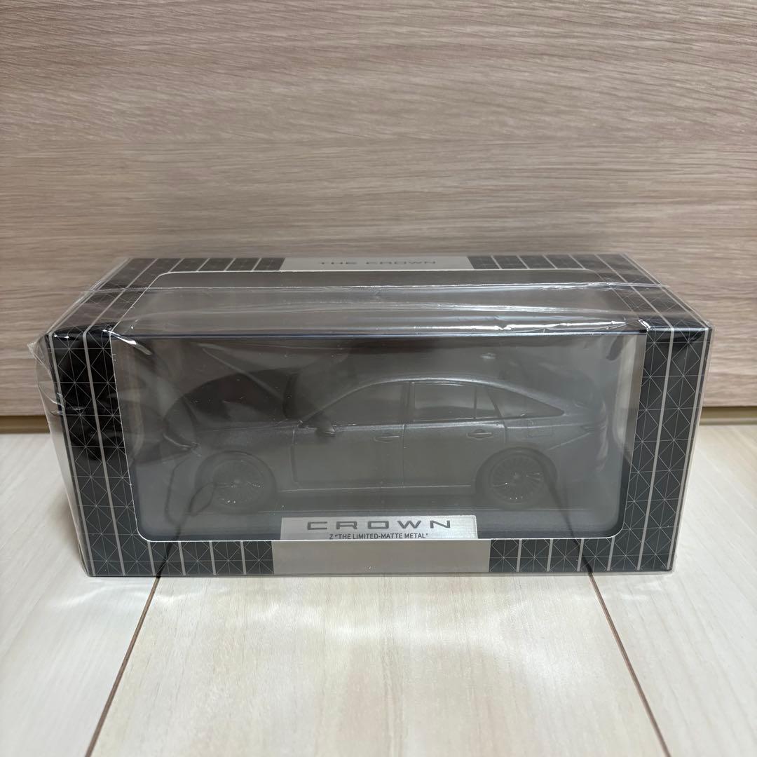 クラウンセダン　カラーサンプル　THE CROWN Editionマットメタル