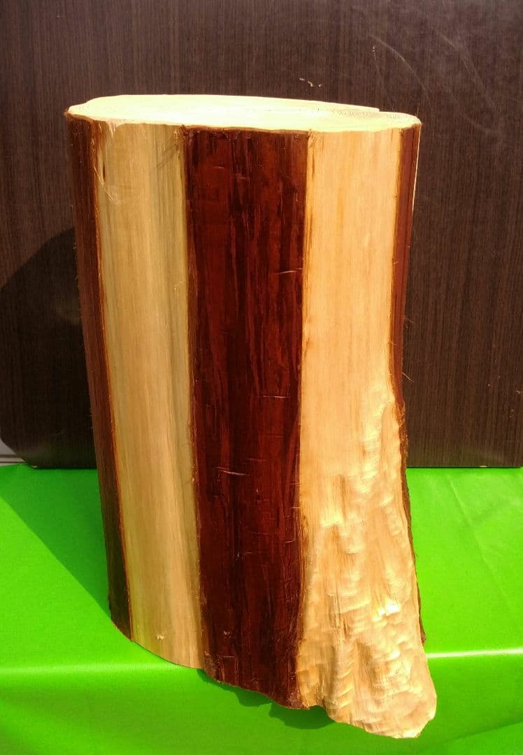 檜磨き丸太椅子　244