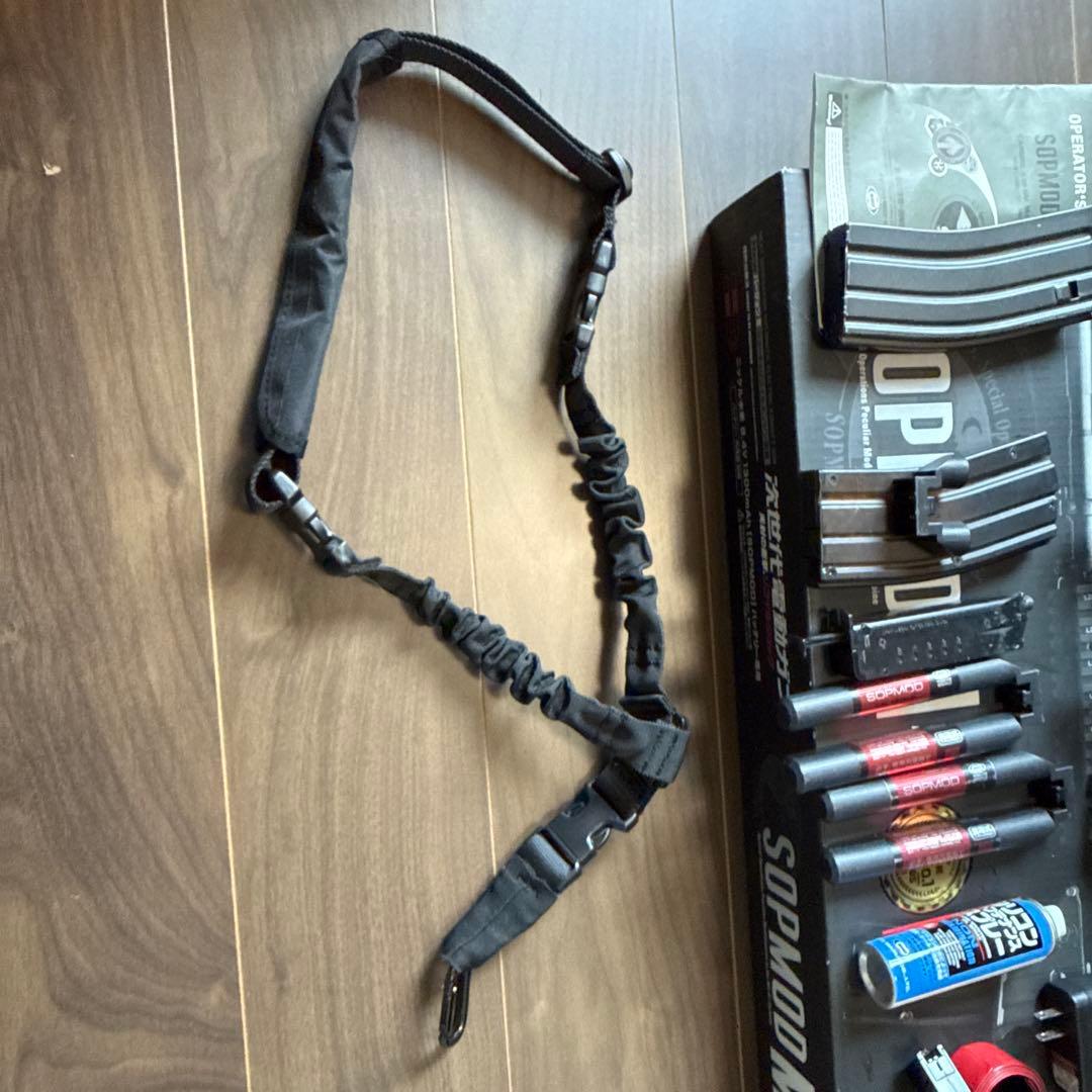 ア*ン様 SOPMOD M4 次世代電動ガン スコープ2個付き　多弾マガジン付き