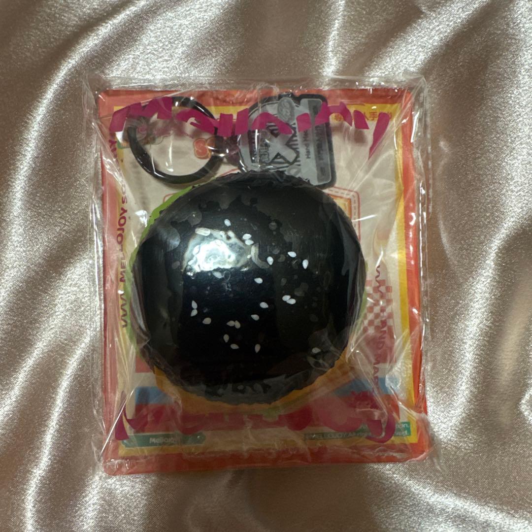 mellojoy ハンバーガー　照り焼きチキンバーガー　イカ墨バーガー