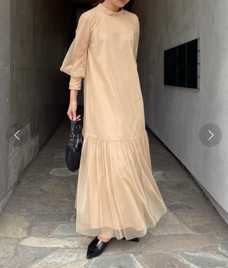 チュールハイネックワンピース　CAPRICIEUX LE'MAGE