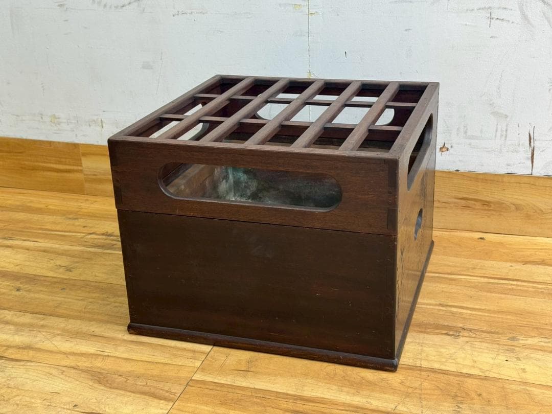 H1408☆火鉢　レトロ　木製　小道具　アンティーク　骨董　火入れ　囲炉裏