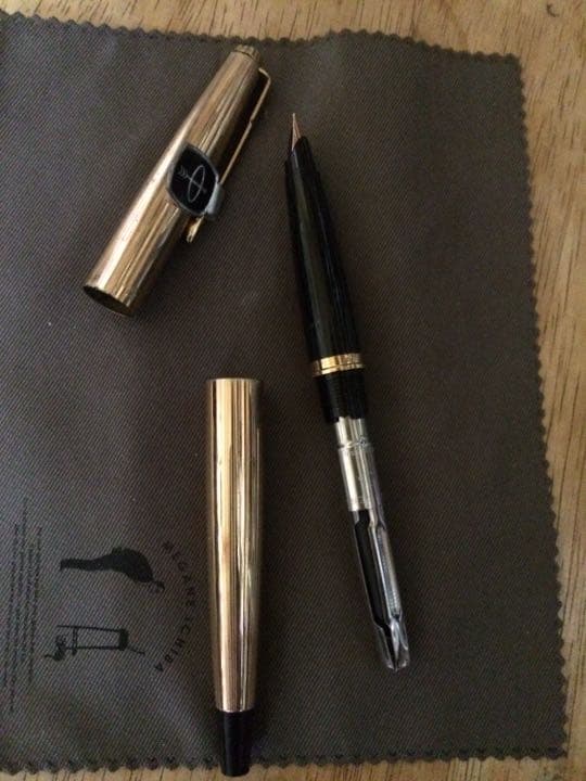 ■  パーカー万年筆：＃45  金色  万年筆