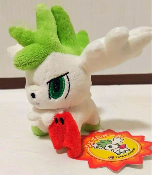 【タグ付き】ポケモンセンター限定 シェイミ ぬいぐるみ（スカイフォルム）