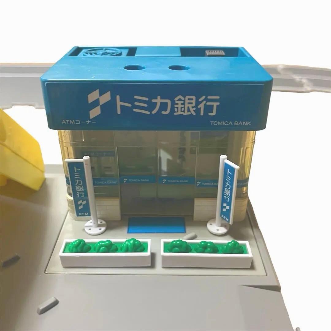 トミカタウン ぼくの街のサウンド交差点DX 付属品　お店　プラキッズ